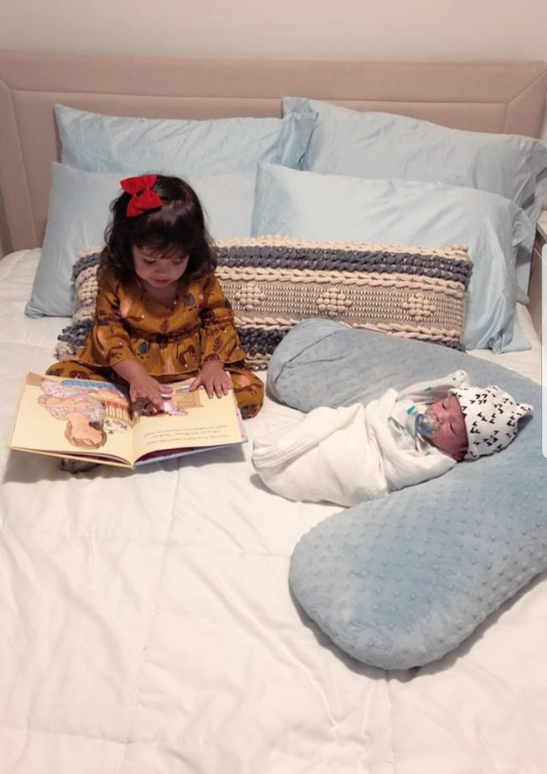 Nursing Pillow - White Plush Smooth Design | Luna Lullaby