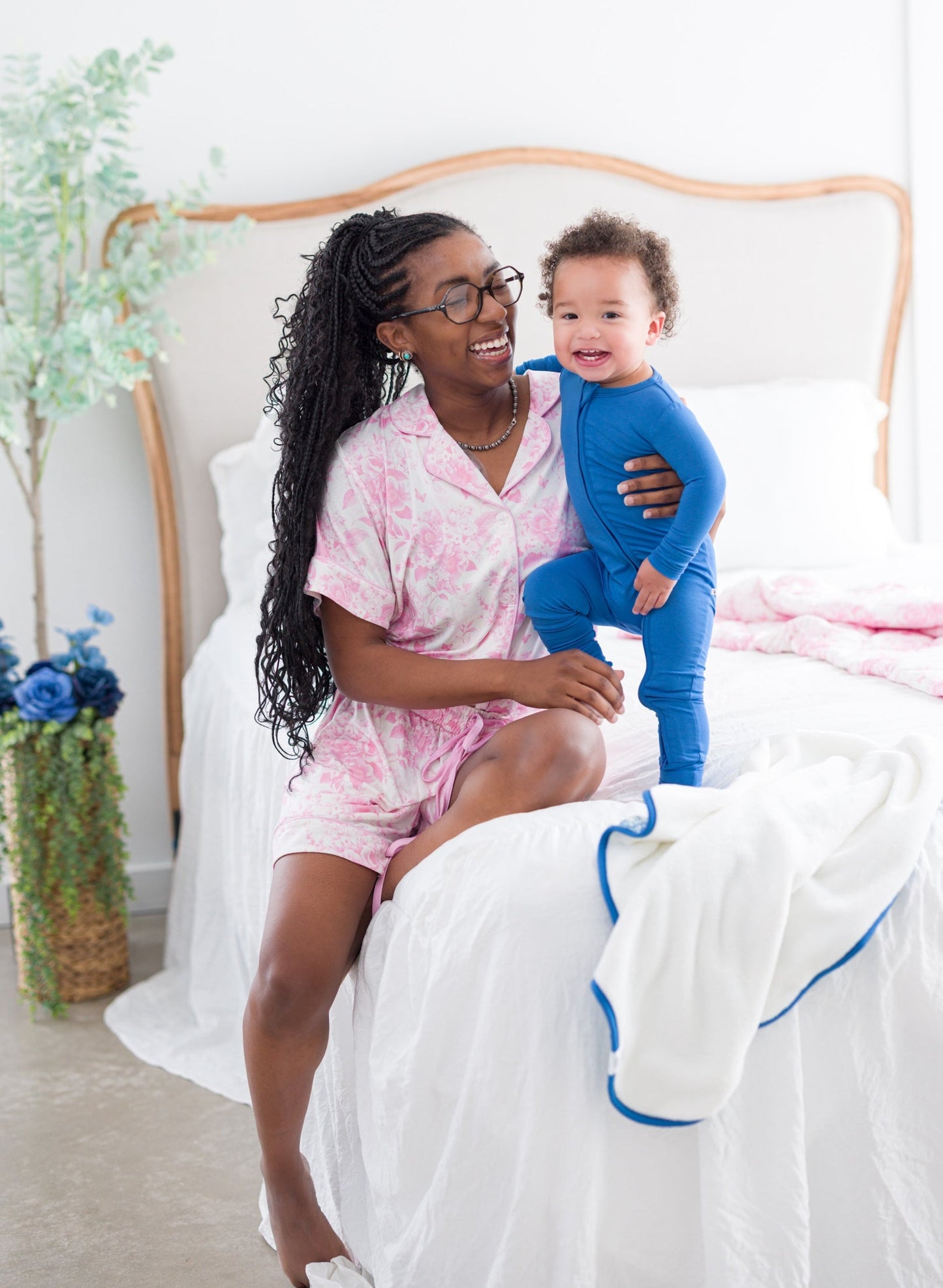 Flora Women's Lounge Set