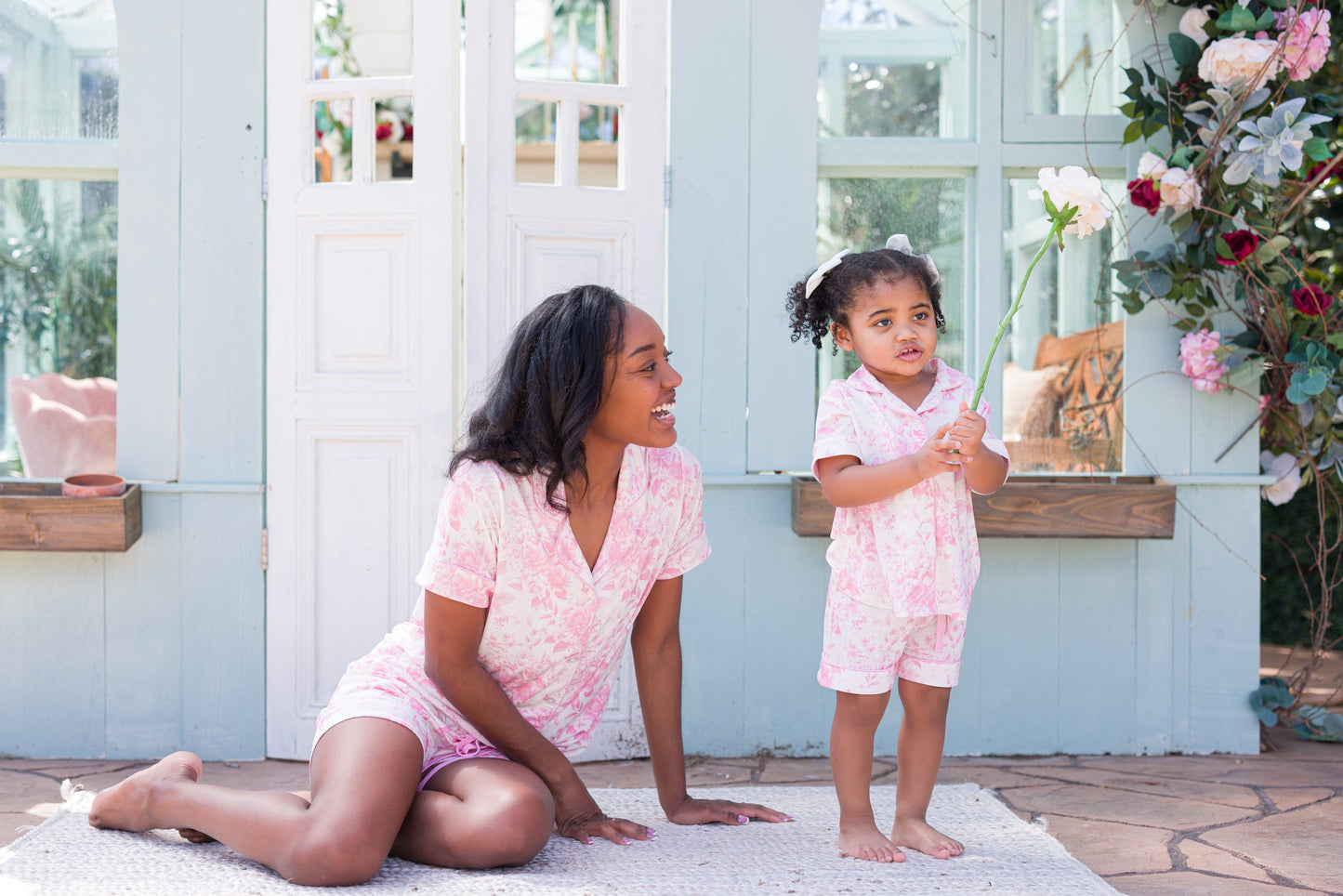 Flora Women's Lounge Set