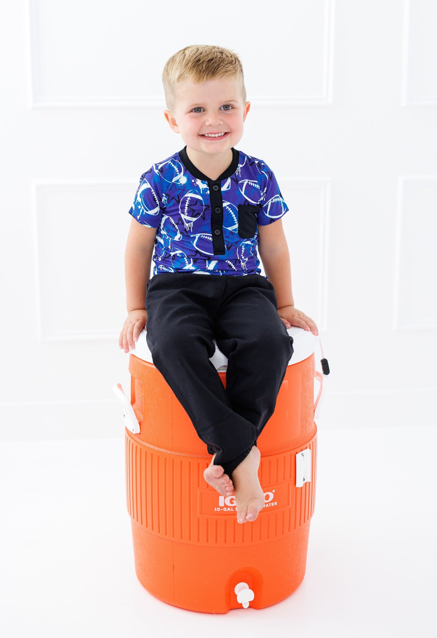 Graffiti Football Henley T-Shirt : BLUE AND WHITE WITH STARS