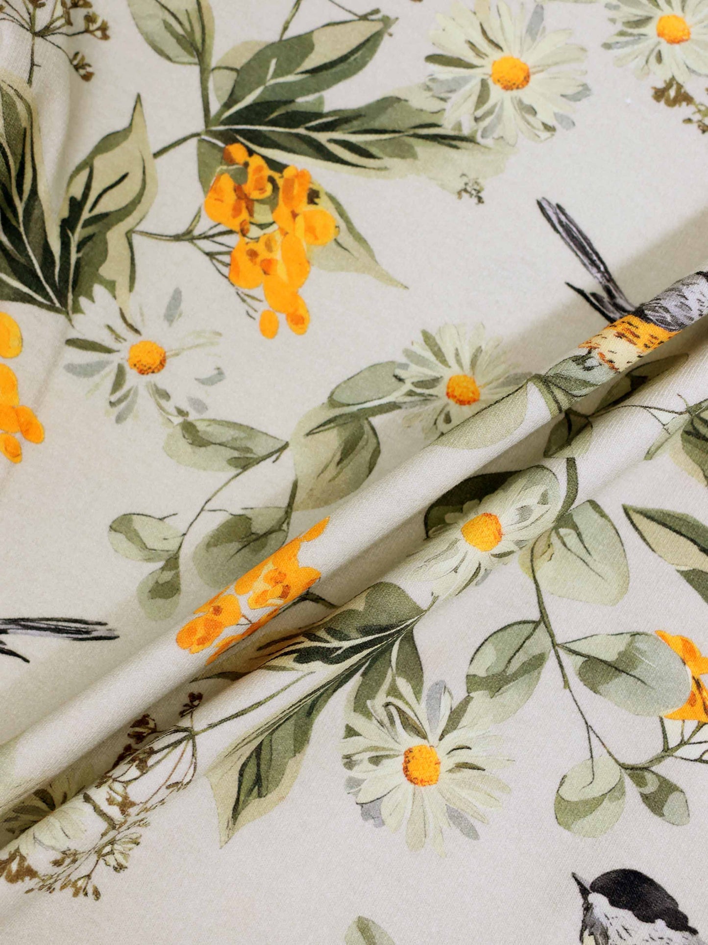 Garden Finch Shorts Set