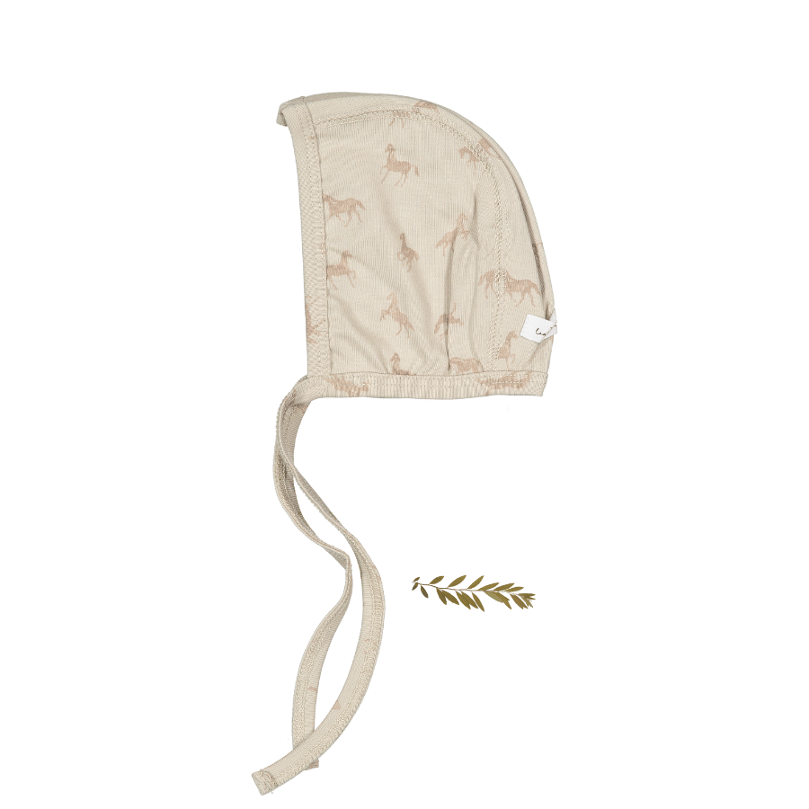 The Printed Bonnet - Horse
