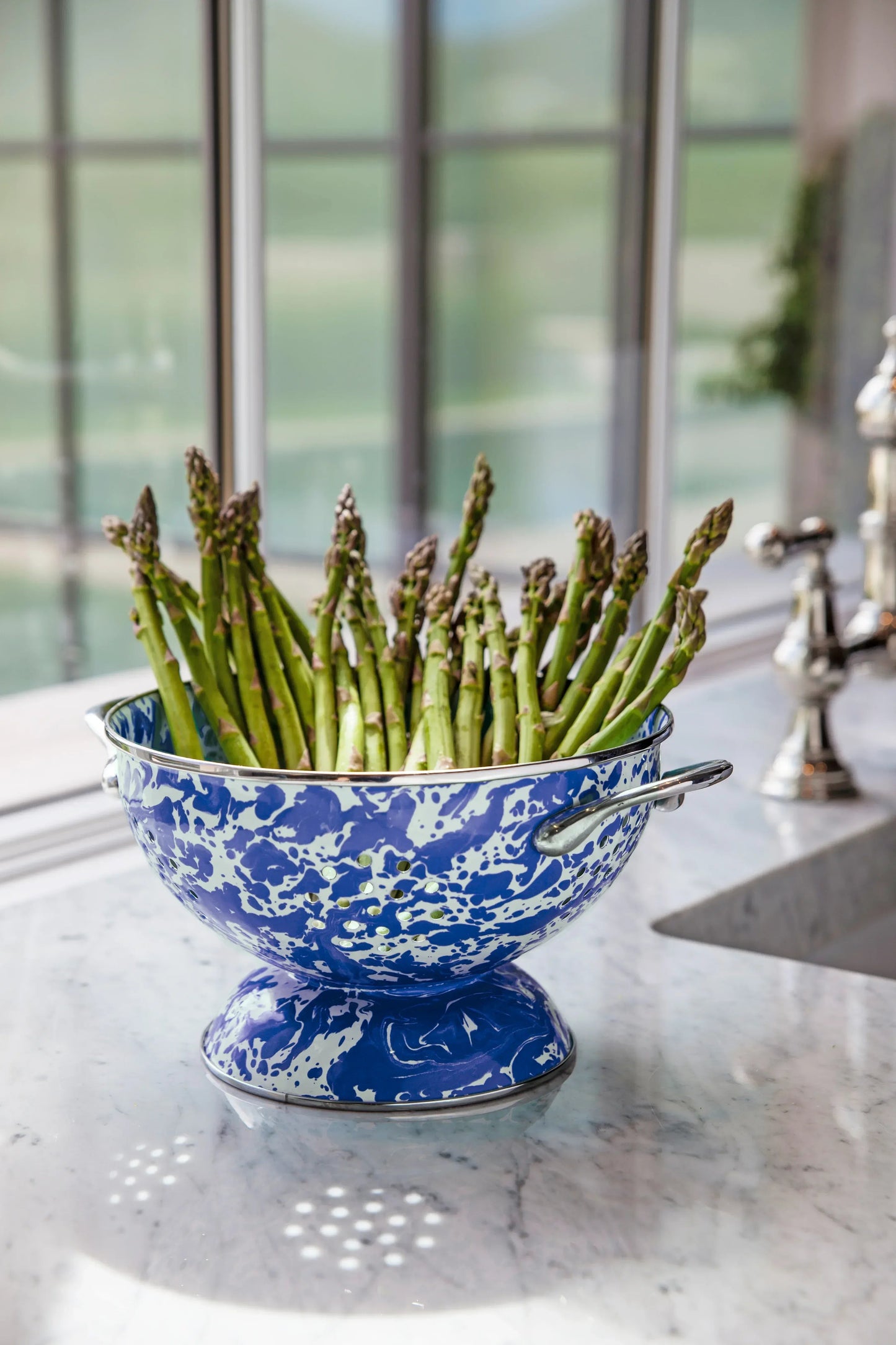 Cobalt Swirl Medium Colander