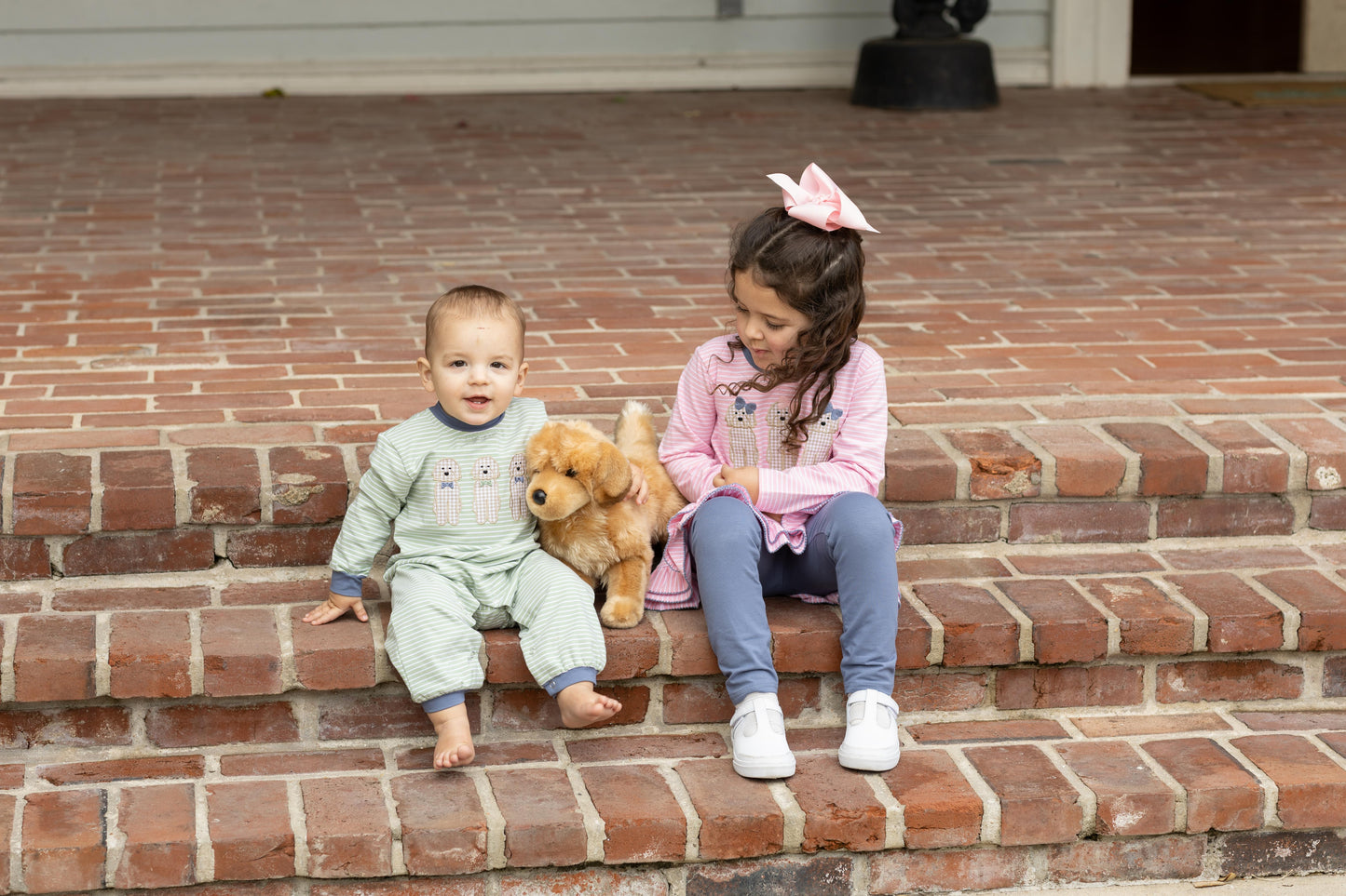 Puppy Dog Applique Girls Ruffle Tunic & Blue Leggings Set