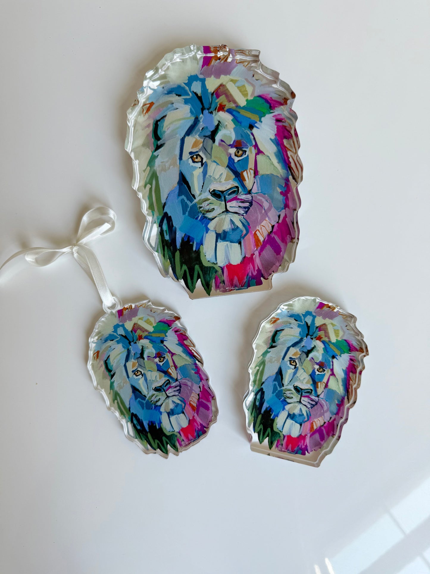 The Noble Lion Acrylic Tabletop Art