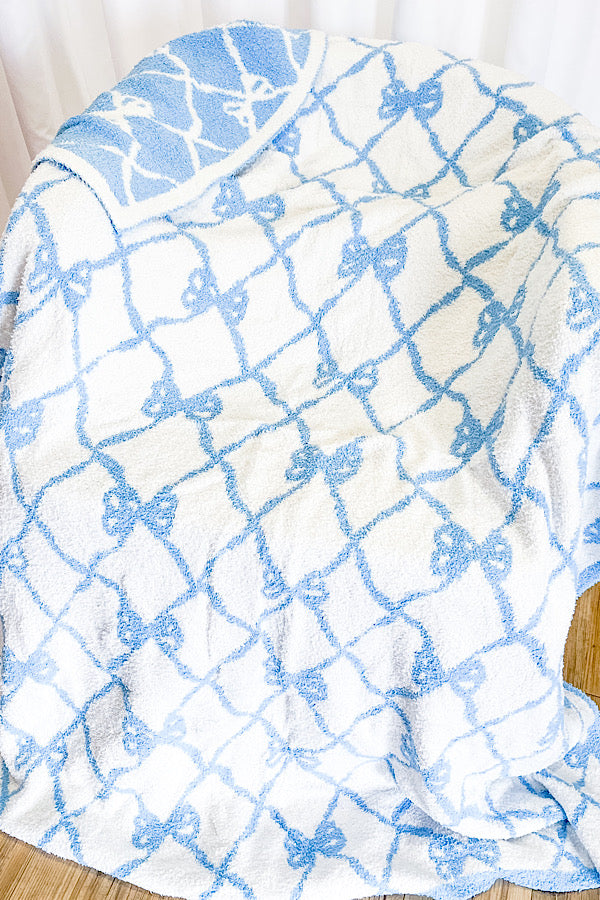 SC - Blue and White Bow Luxury Blanket