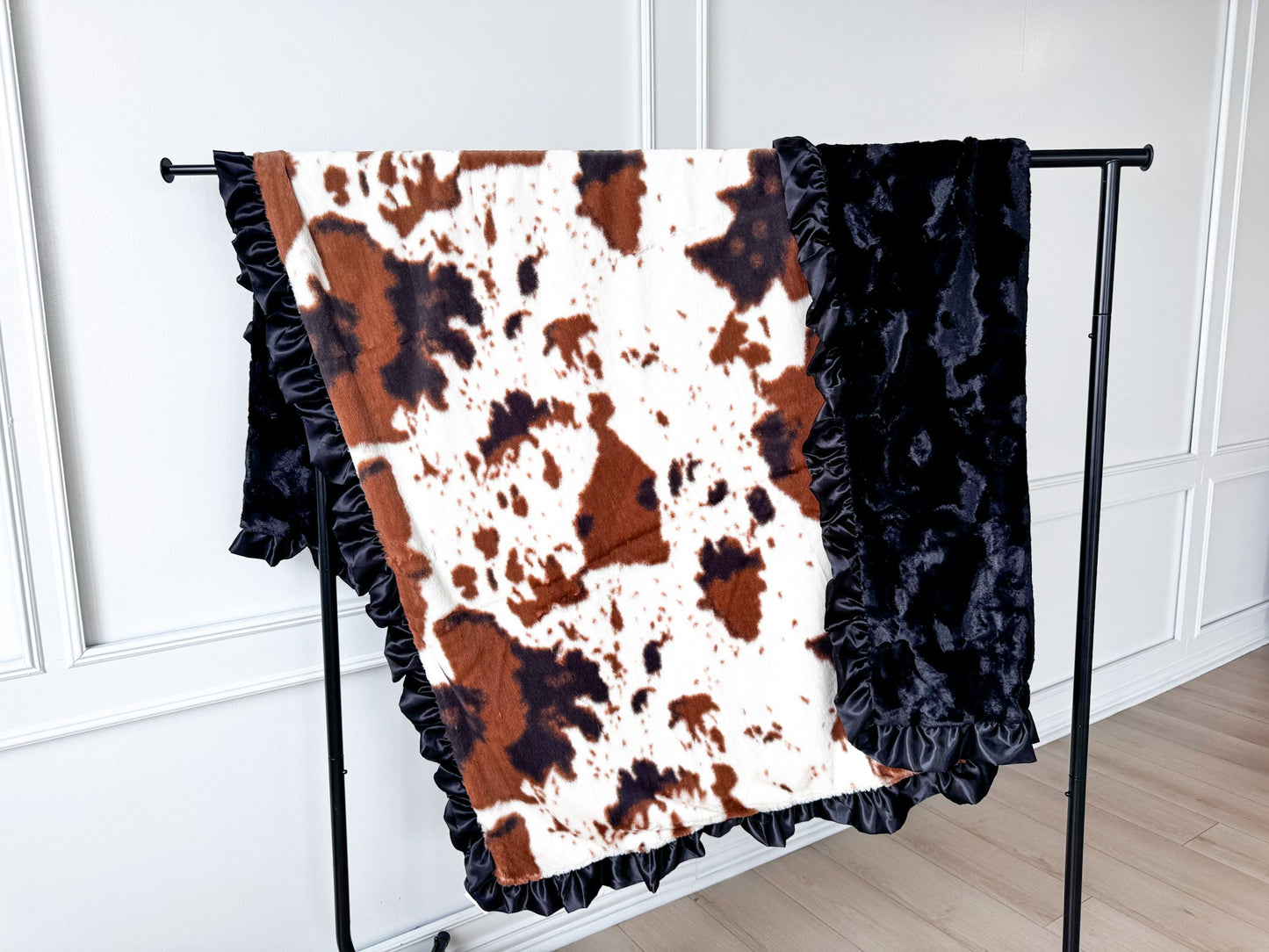 Adult Luxe Ruffle | Cozy Cowgirl Blanket