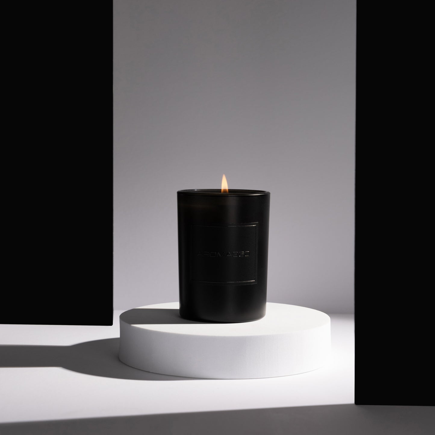 Smoke on the Water Single-Wick Candle