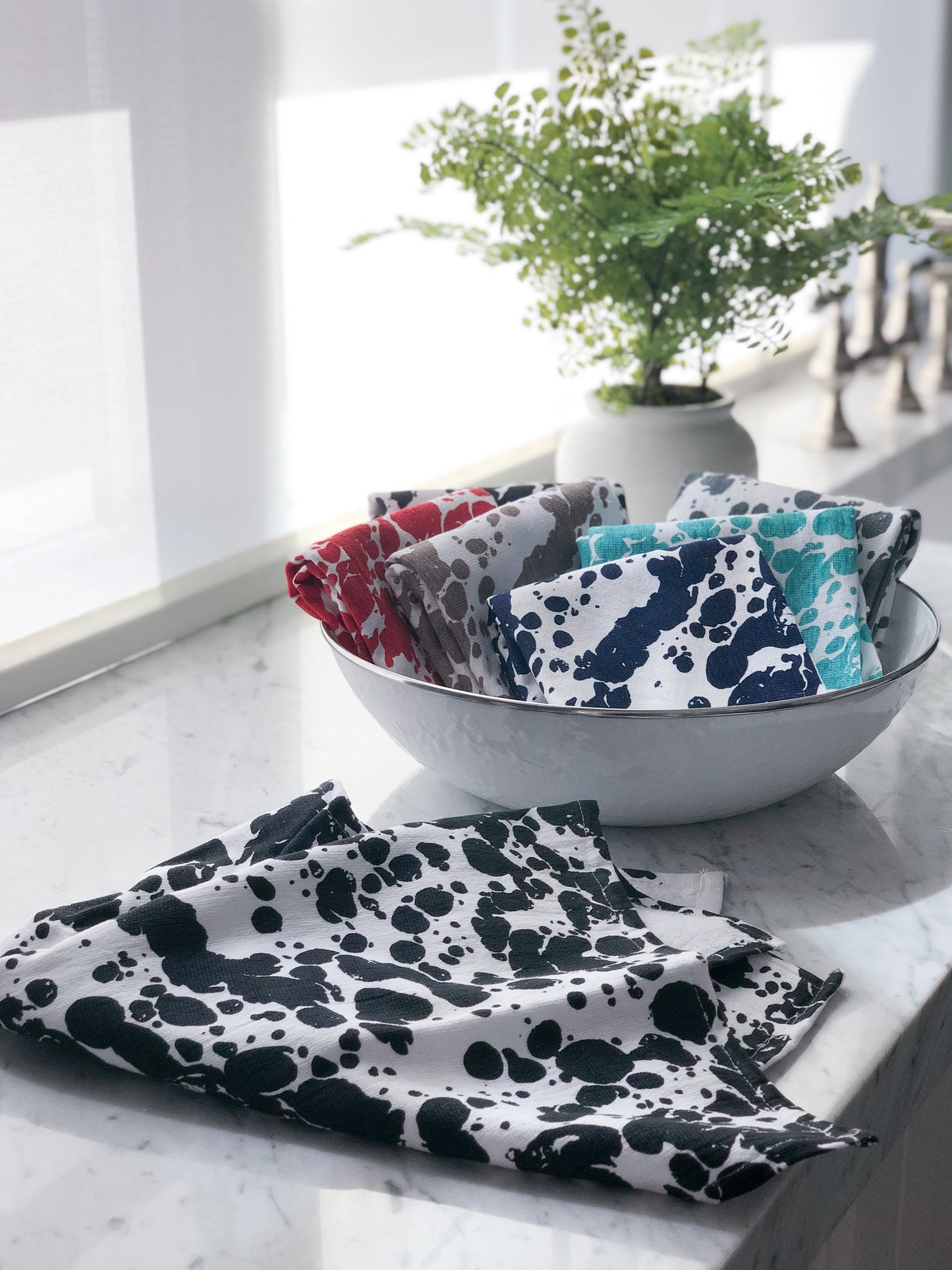 Black Swirl Kitchen Towel Set - of 2