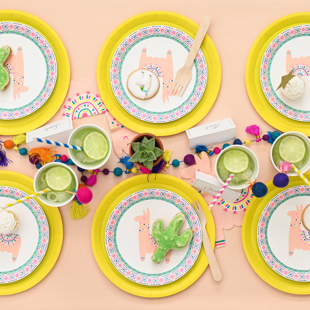 Happy Llama Small Plates (10 per pack)