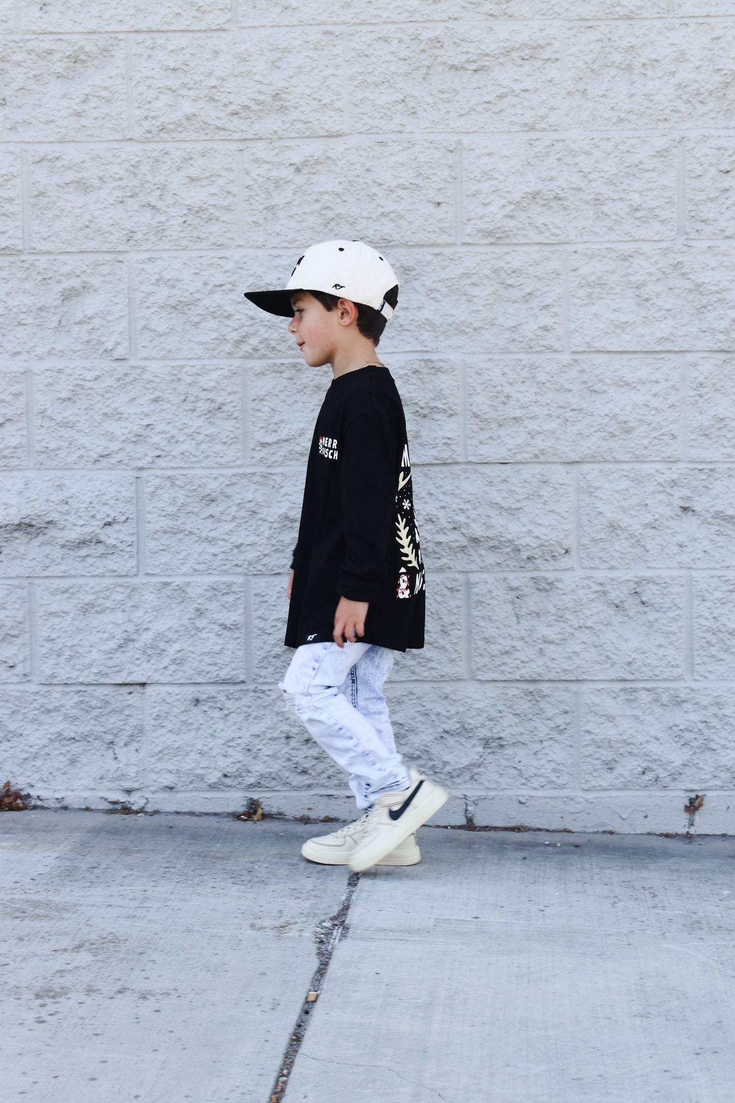 MERRY & MISCHIEF LONG SLEEVE TEE