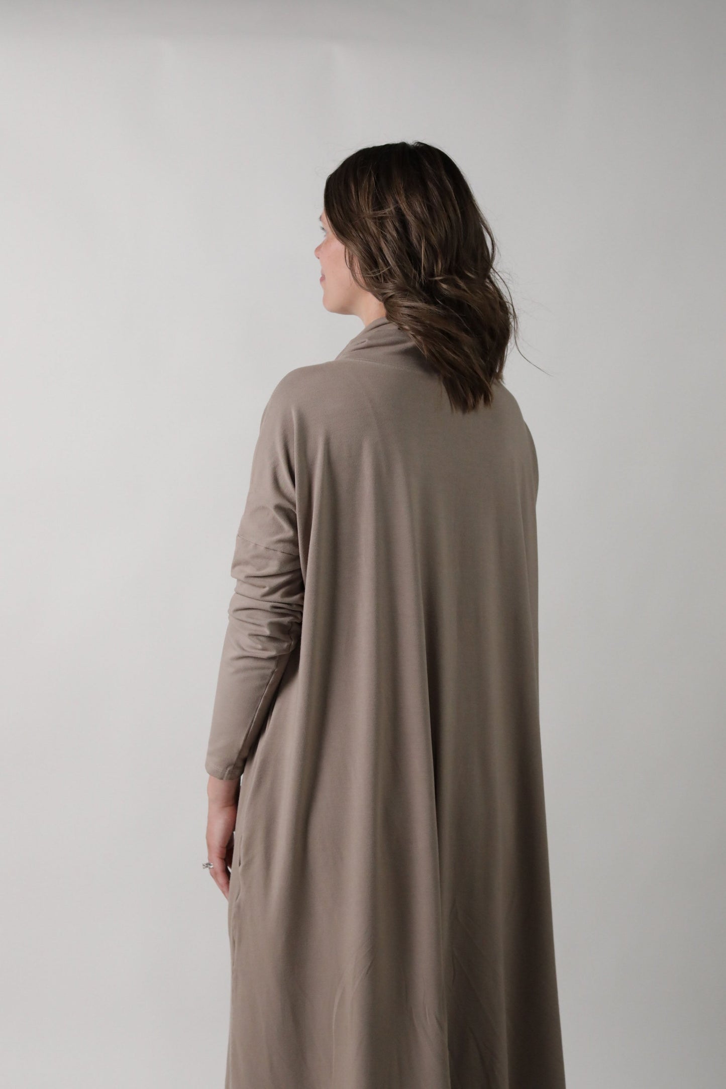 MEREDITH || COWL NECK LONG SLEEVE MATERNITY MIDI DRESS