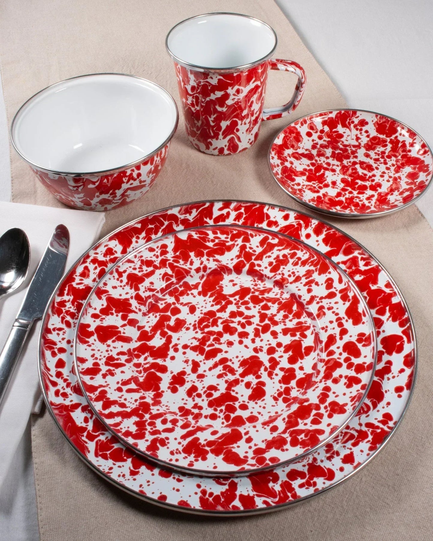 Red Swirl Sandwich Plates - Set of 4