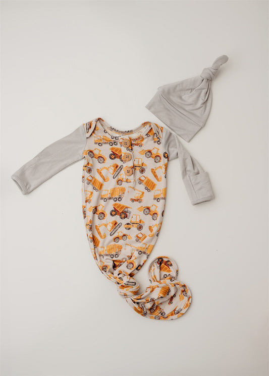 Little Loaders Knot Gown with Hat