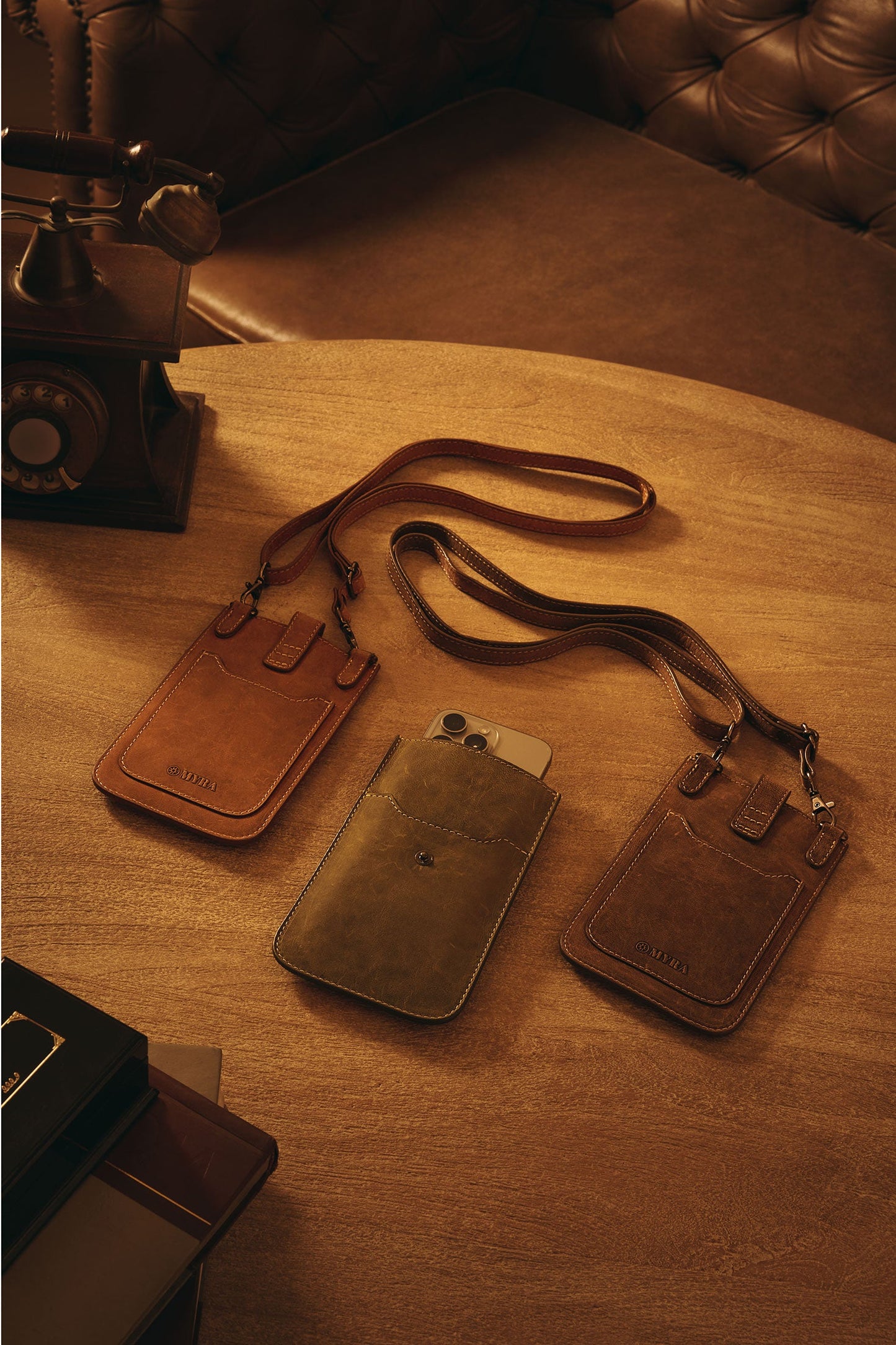 Golden Canyon Cell Phone Bag In Dark Brown