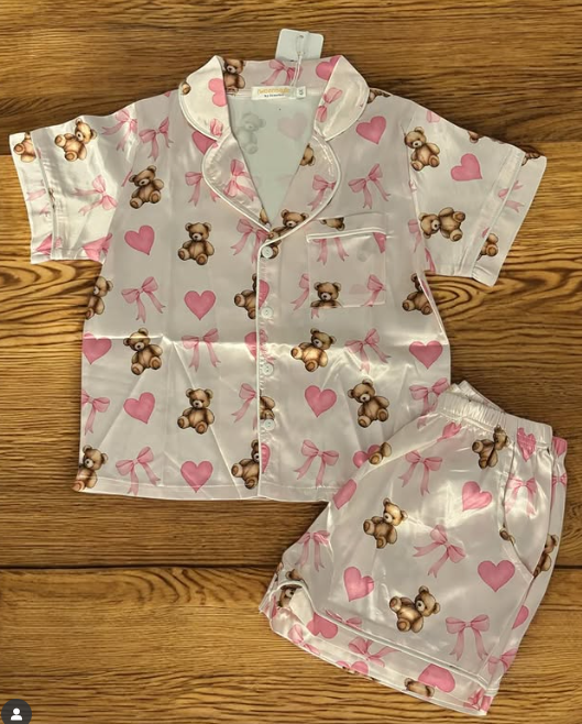 Girls Satin Pajama Set – Bears & Bows Print
