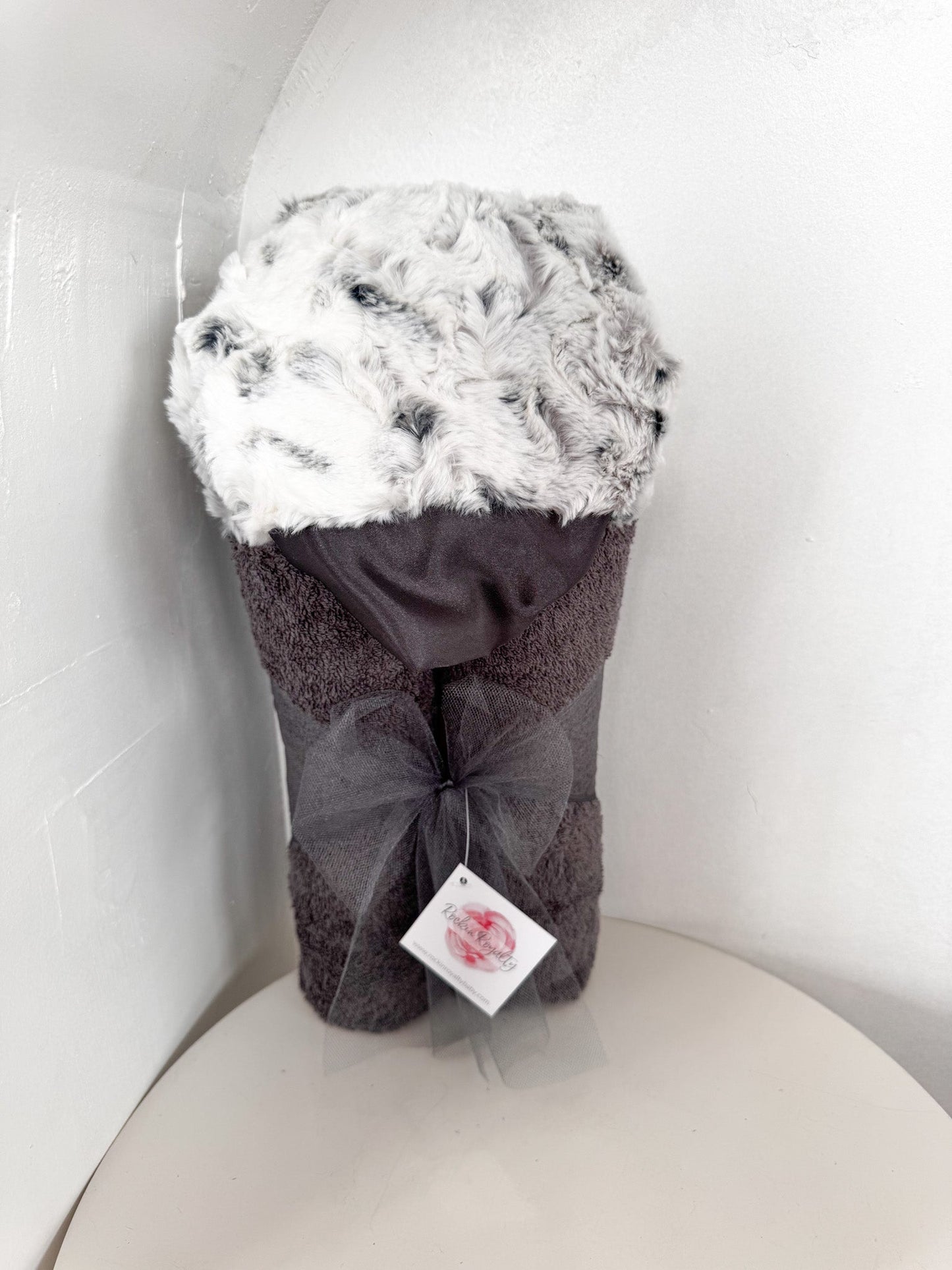 Hooded Bath Towel- Snowy Owl