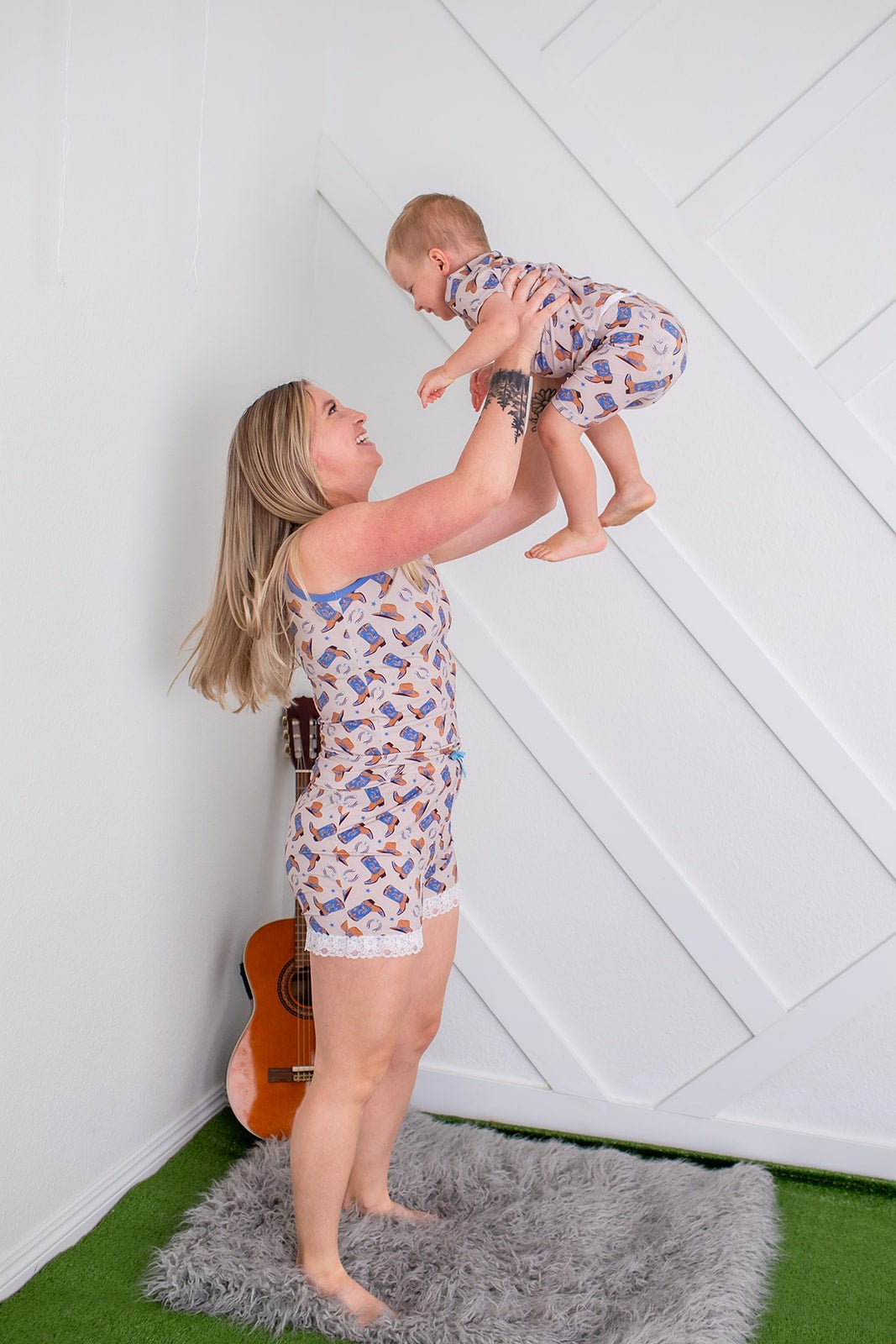 Cuddle Up Cowboy Mom Shorts set