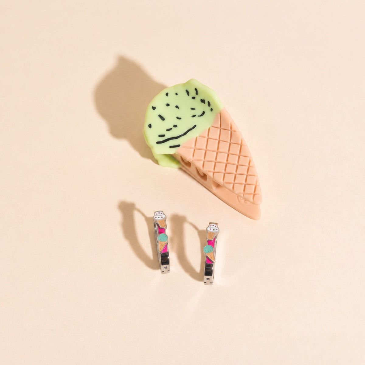 Pack: Ice Cream Cone Huggies & Claw Clip
