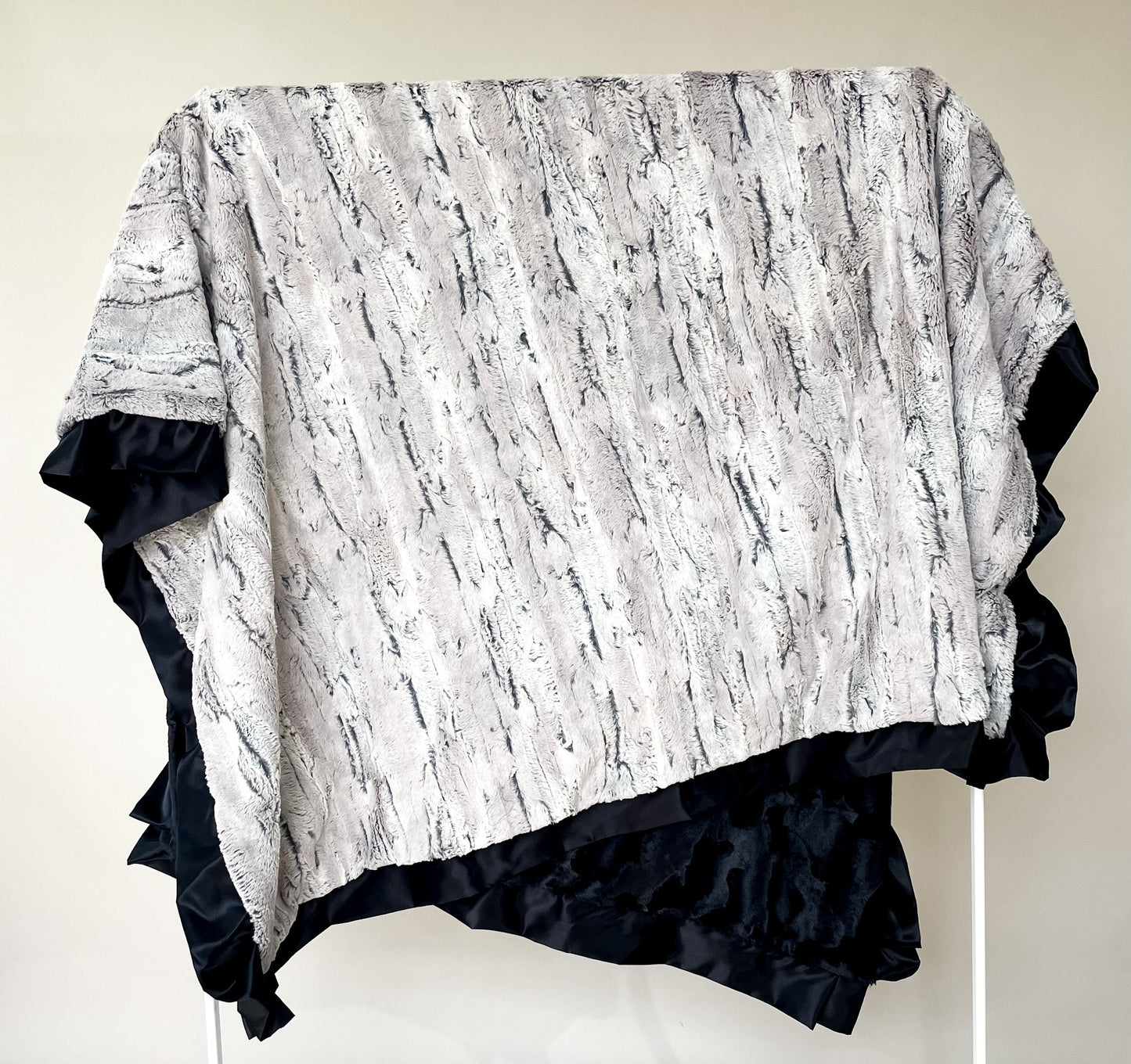 Adult Luxe | Jaycob Blanket