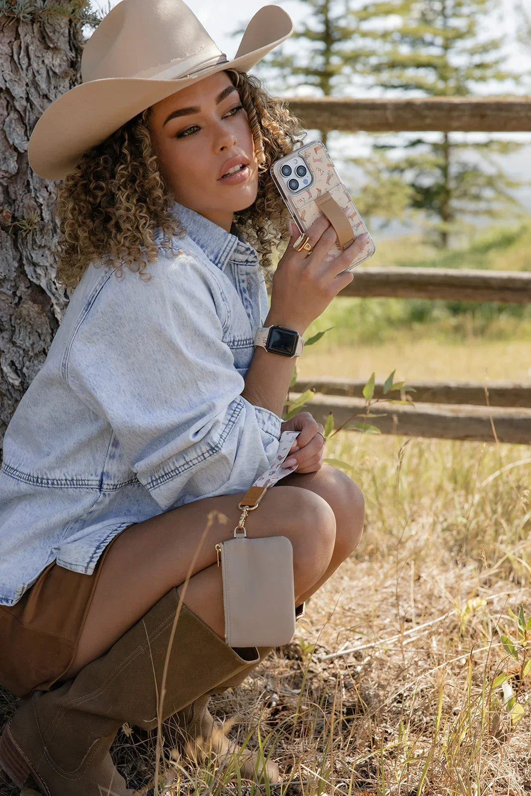 Boots and Bloom Magnetic Wallet