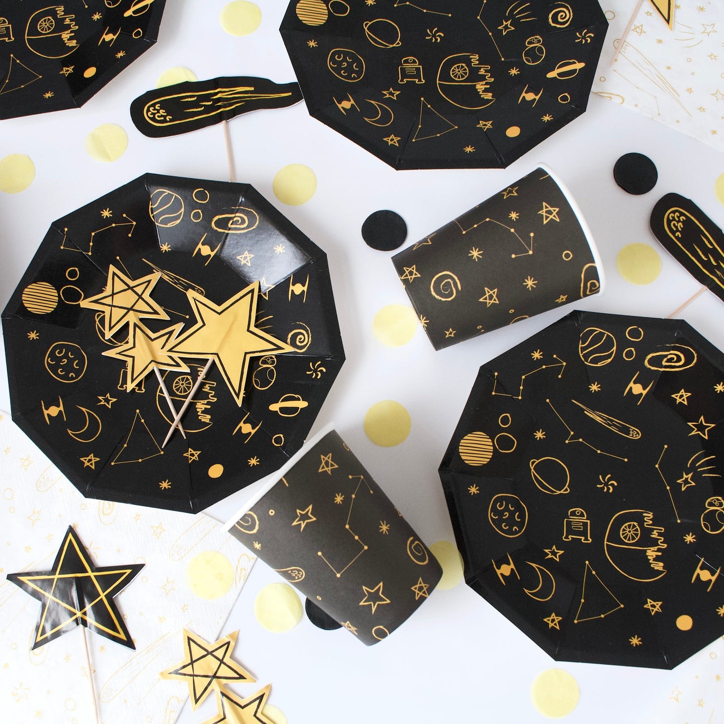 Space Galaxy Small Plates 7" (Set of 8) – Planets Stars Birthday Party Supplies