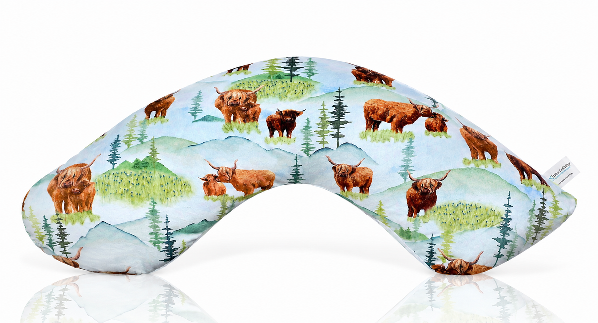 Luna Lullaby® V-Shaped Nursing Pillow | Highland Cow Design