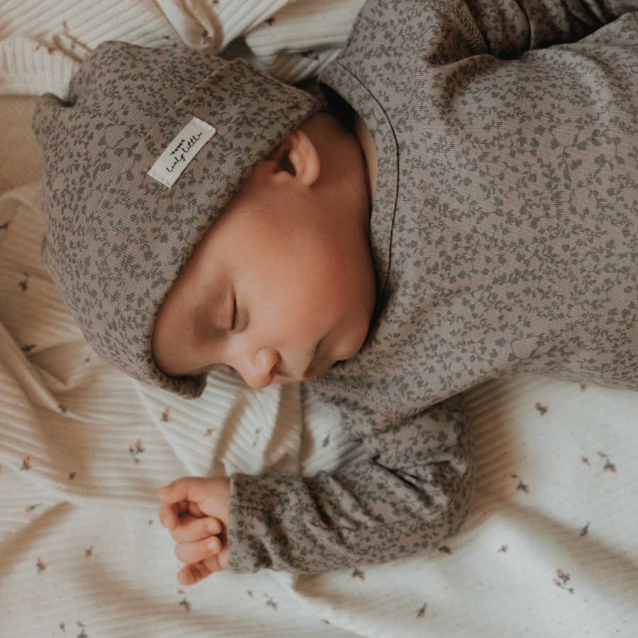 The Printed Hat -  Vine