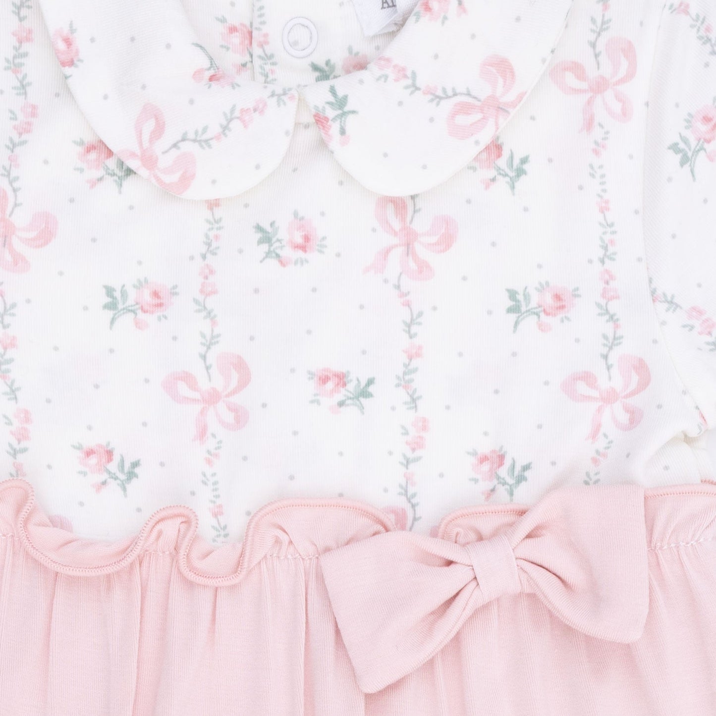 Dainty Buds and Bows - Bow Footie