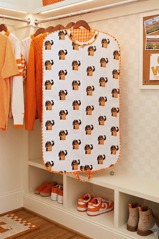 SC - ETA 7/30-8/13 Smokey's Tailgate Garment Bag©