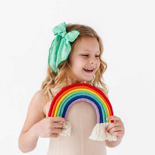 POINTED BIG BELLE CLIP: clover fields