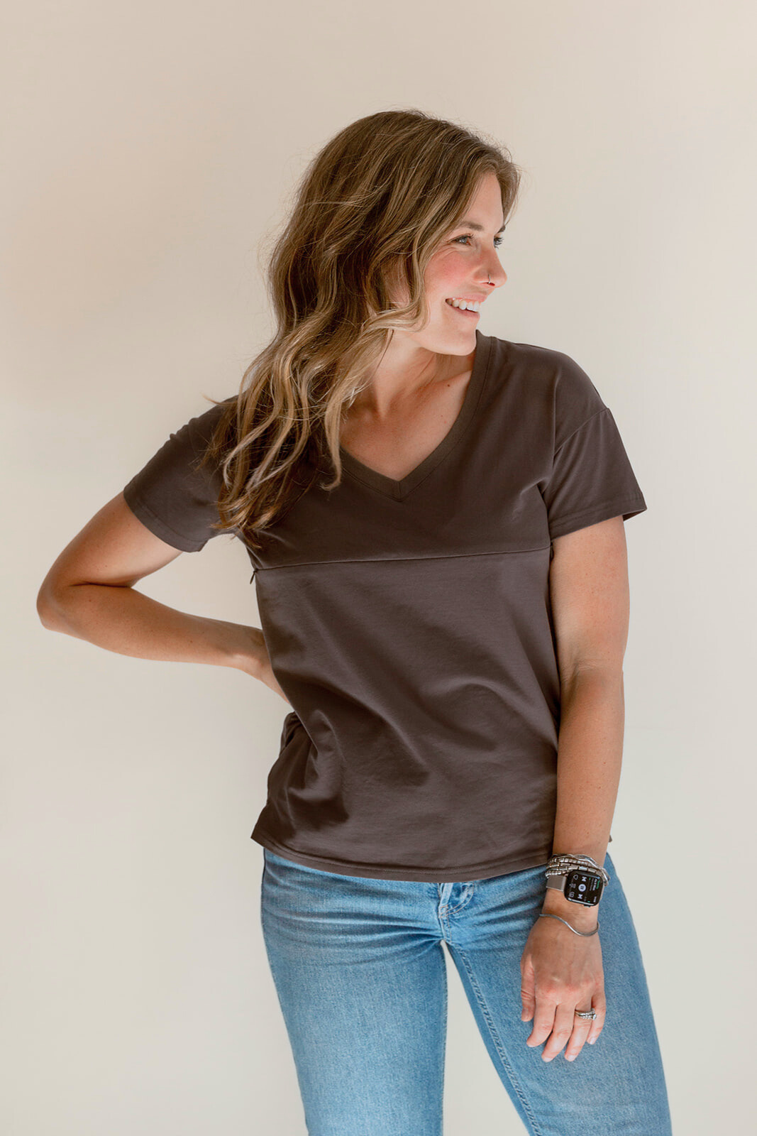 FINAL SALE V-Neck Full Zip Breastfeeding Tee - Gray