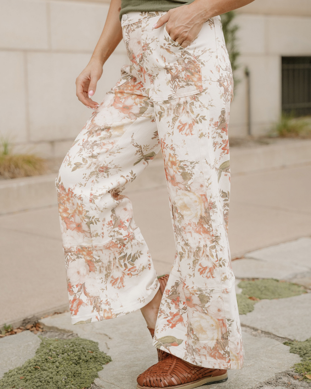 Meadow Vintage Style Floral Print High Waist Wide Leg Jeans