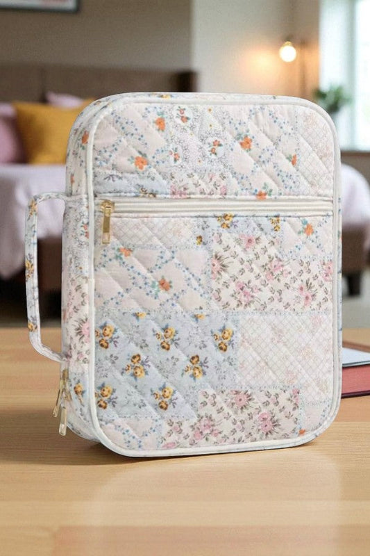 SC - ETA 10/15-10/29 Leah Floral Patchwork Zipper Bible Cover