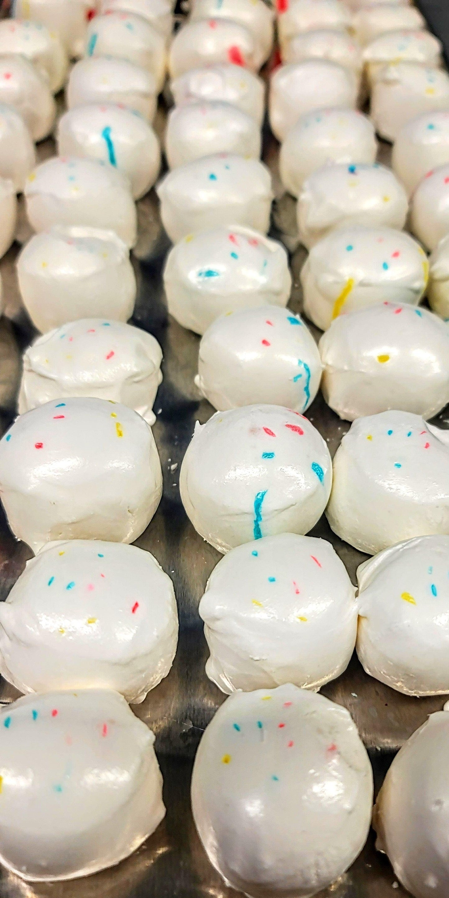 Frosted Cupcake Salt Water Taffy