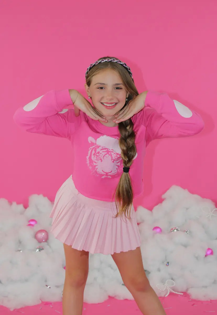 Christmas Tiger Sweatshirt – Tween Girl Holiday Fleece with Hearts