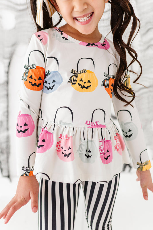 Pretty Pumpkins | PEPLUM