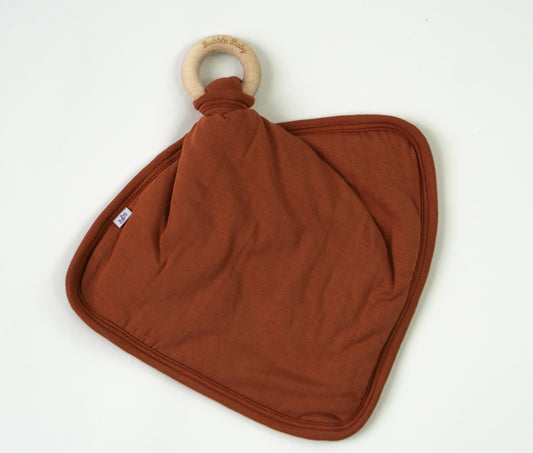 Pecan | Sprig Quilted Lovey