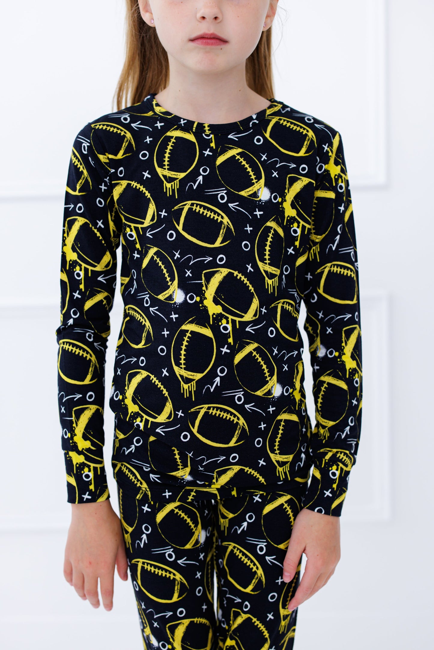 Graffiti Football 2-Piece Pajamas: BLACK AND YELLOW/GOLD