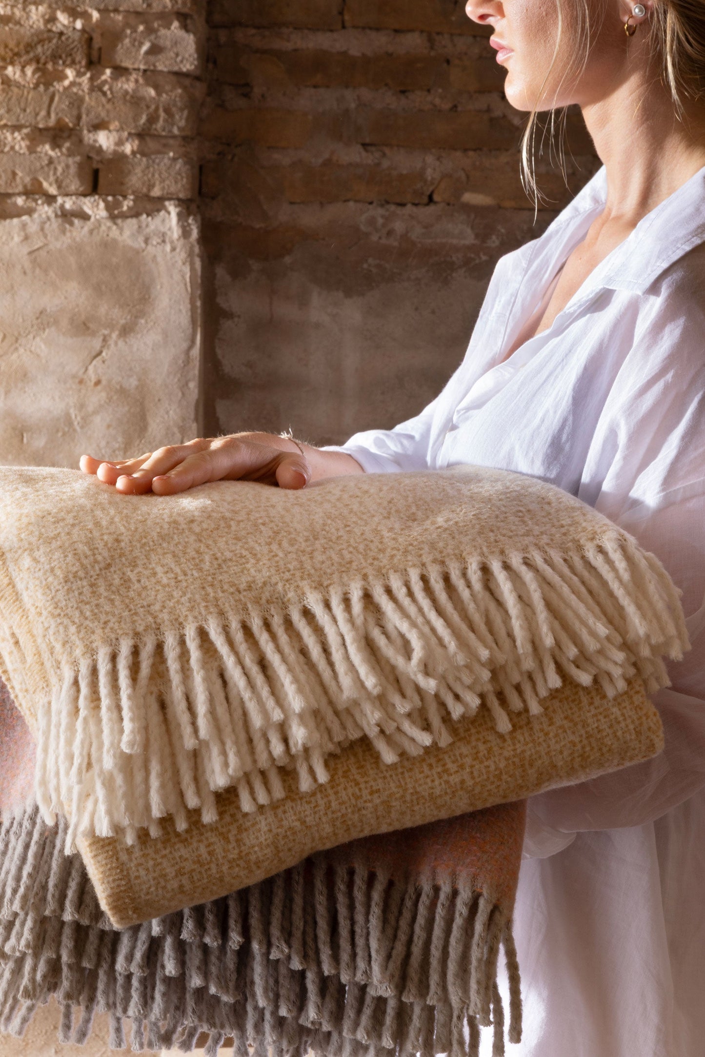 Tweed Weave Throw with Fringe