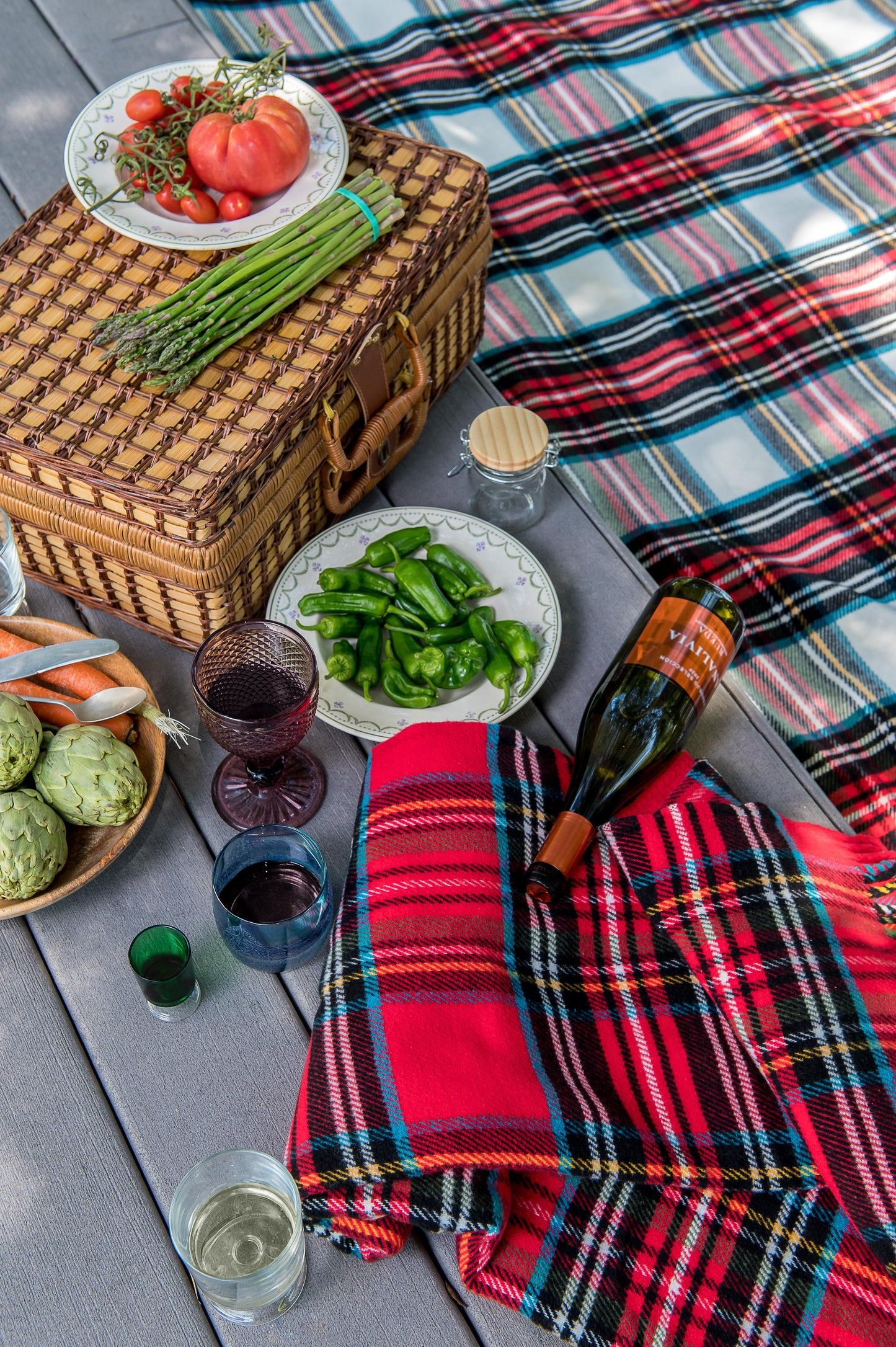 Classic Tartan Plaid Throw - 55" x 70"