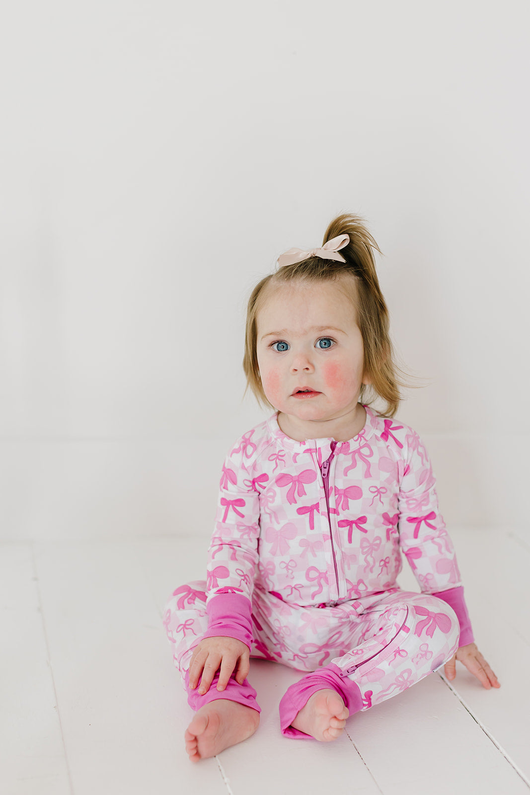 Bowtiful Dreams Convertible Footie