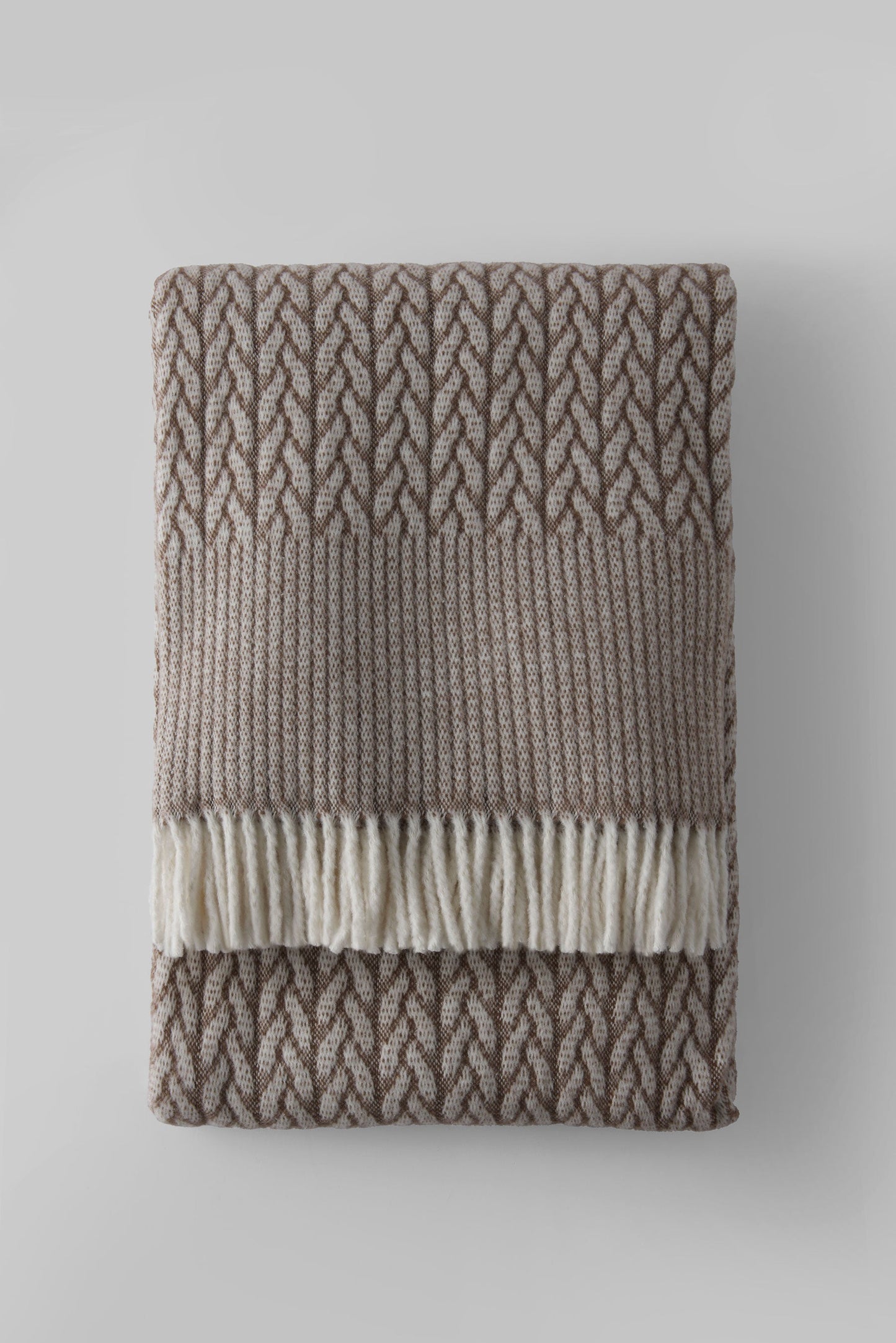 Classic Cable with Border Pattern Throw