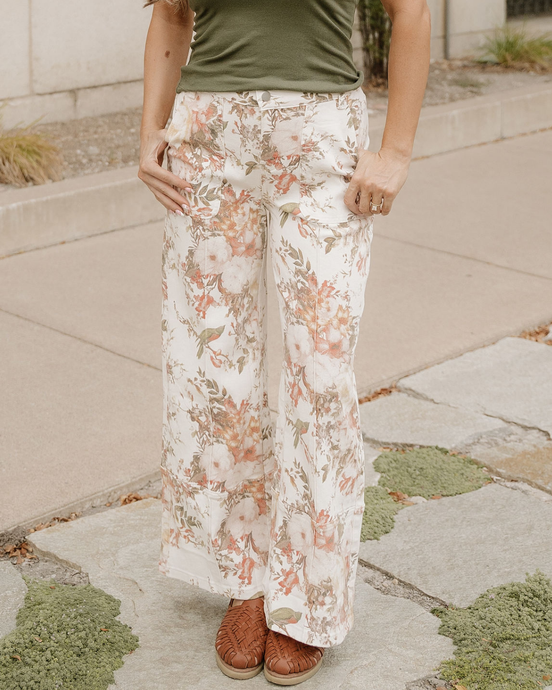 Meadow Vintage Style Floral Print High Waist Wide Leg Jeans