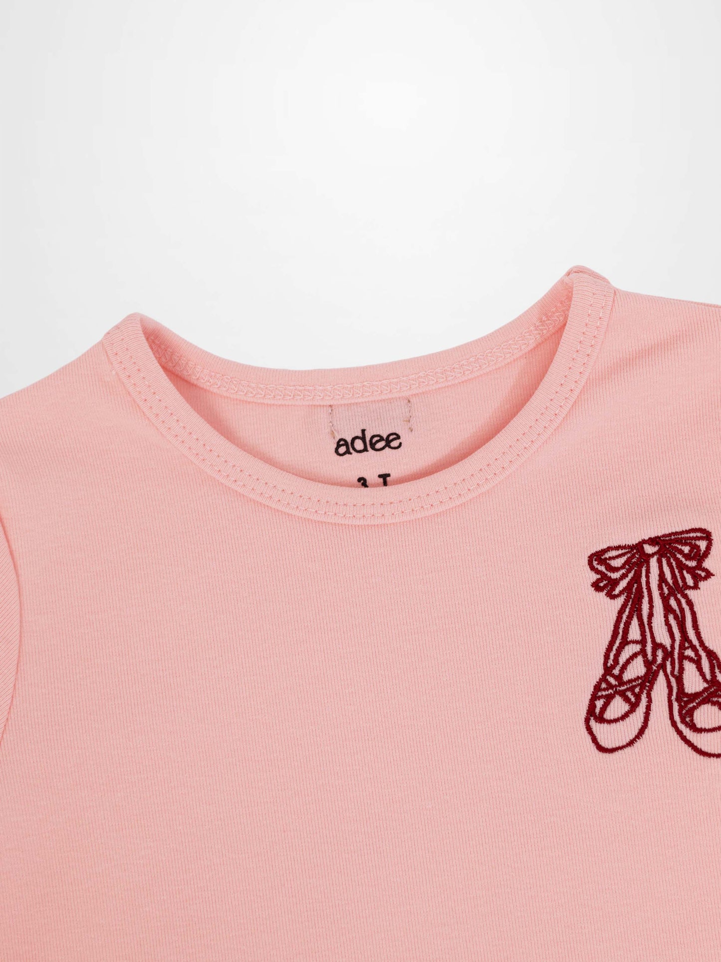 3/4 Sleeve Emblem T-shirt - Light Pink