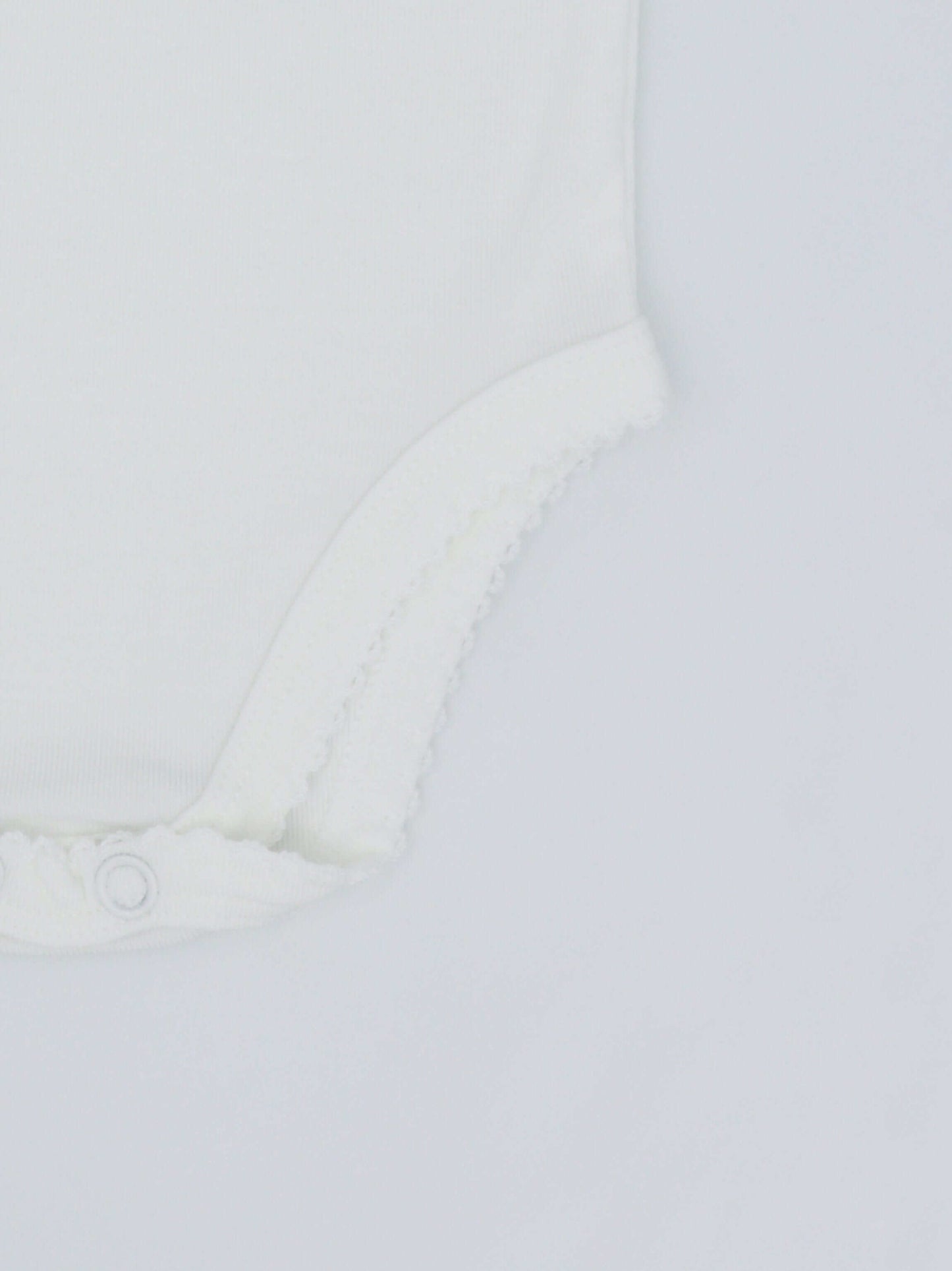 V-Neck Undershirt With Lace - 3 Pack