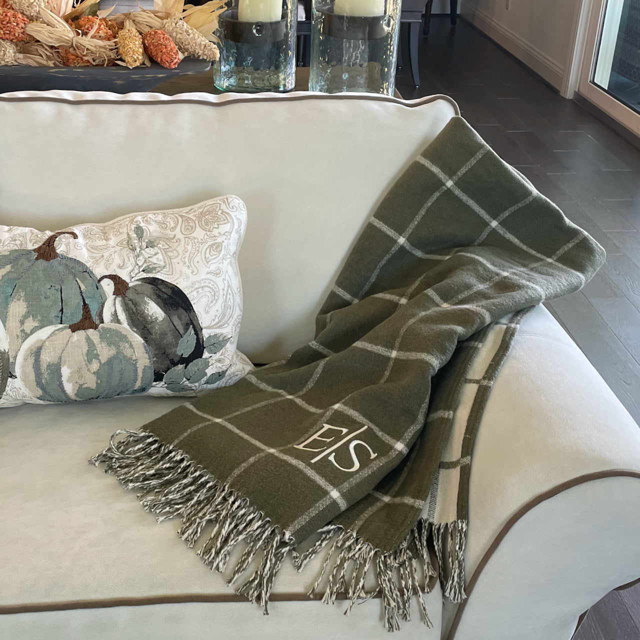 Double Face Cotton Window Pane Throw with Fringes