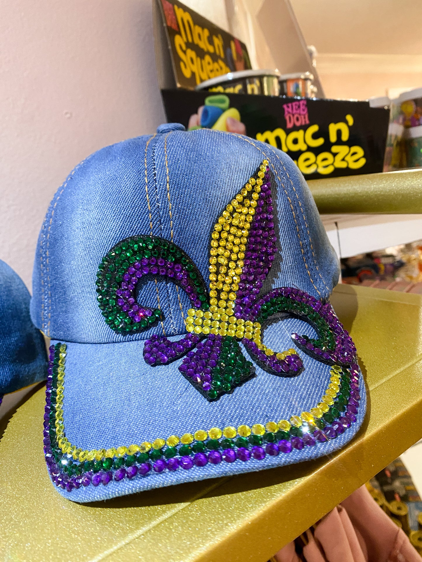 MARDI GRAS FLEUR DE LIS HAT