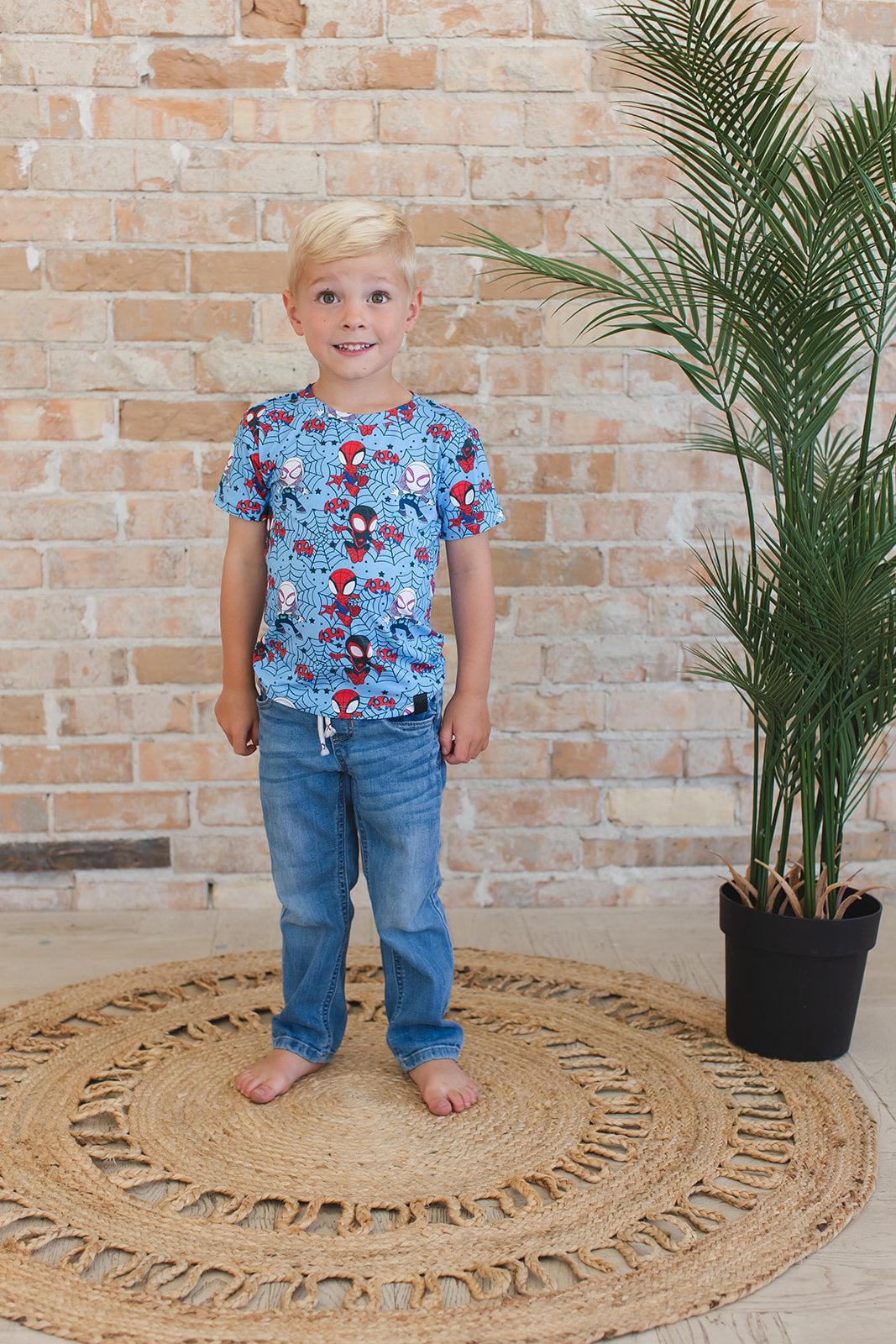 Webs UP - Everyday Tee