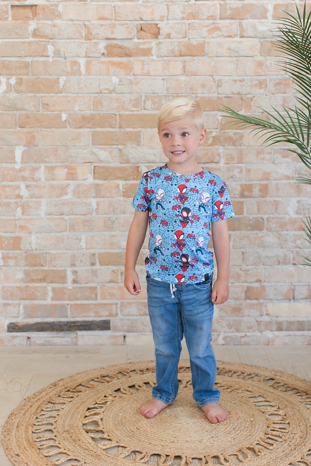 Webs UP - Everyday Tee